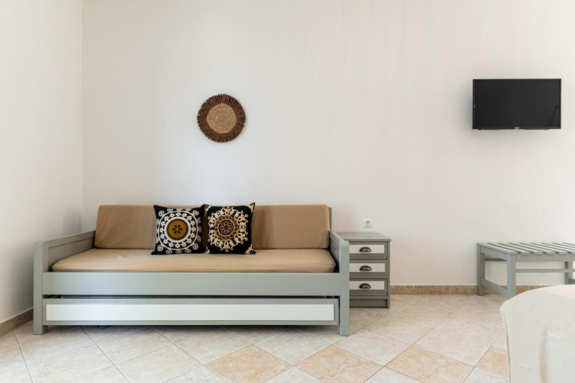 Hotel Fanis Agia Anna  Exterior photo